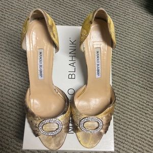 Manolo Blahnik sedarby heels peep toe size 11 jeweled sex and city